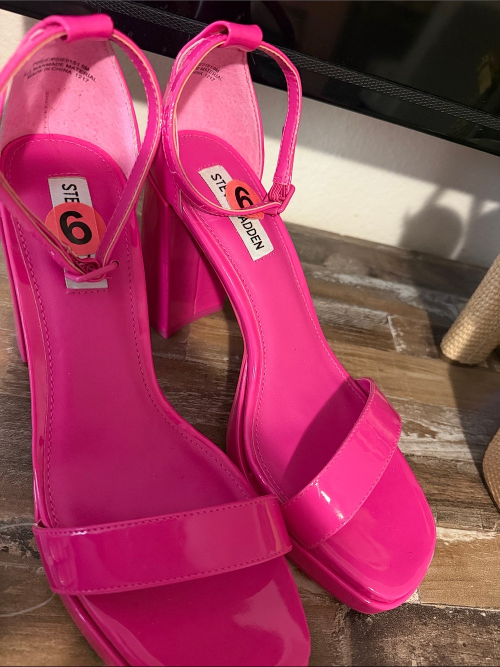 Steve Madden Bright Pink Patent Block Heel Sandals